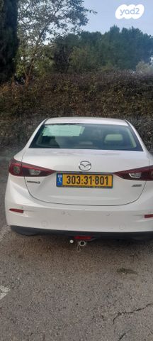 מודעת רכב מאזדה 3