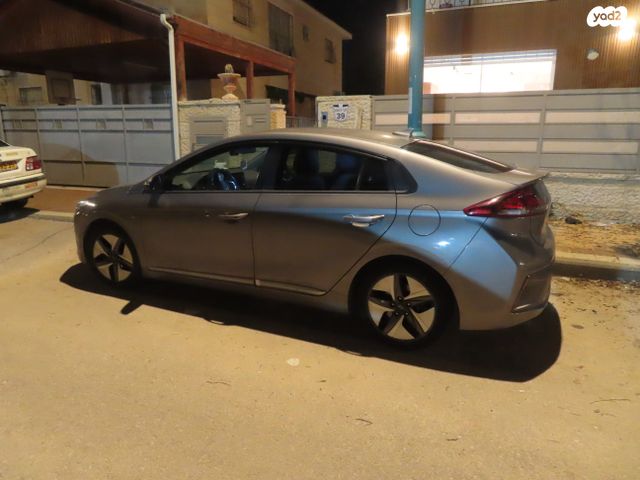 יונדאי איוניק