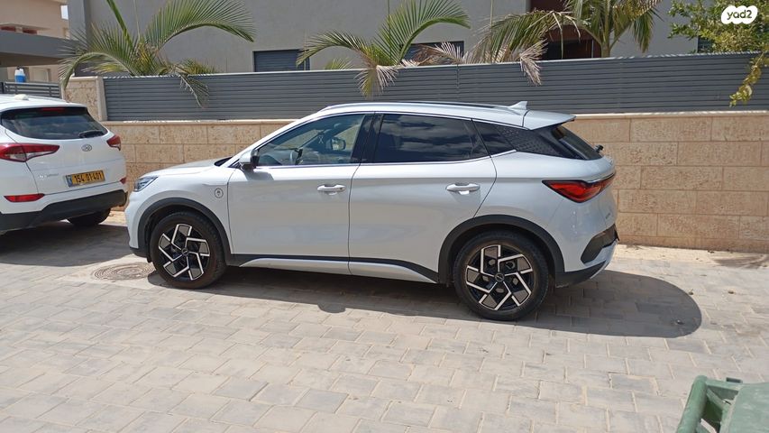 מודעת רכב בי.ווי.די אטו 3