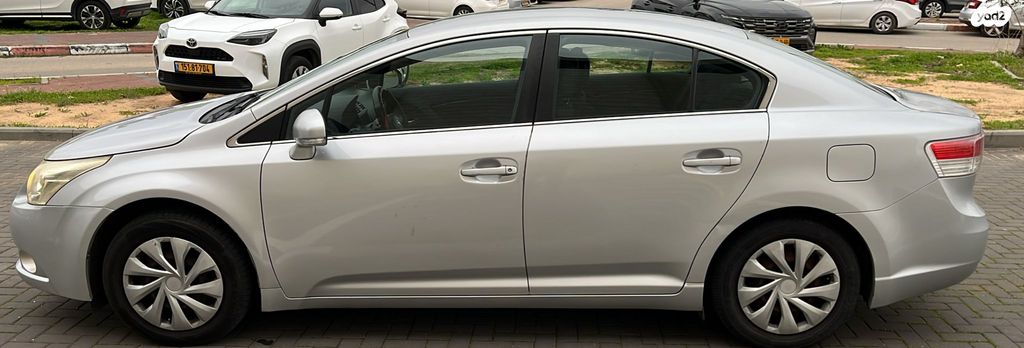 מודעת רכב טויוטה אוונסיס