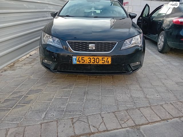 מודעת רכב סיאט לאון