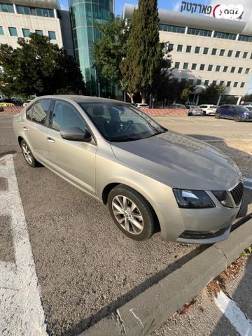 סקודה אוקטביה