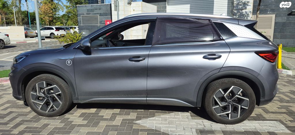 מודעת רכב בי.ווי.די אטו 3