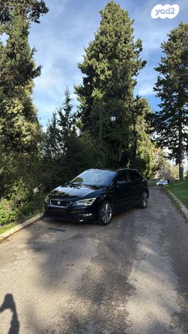 מודעת רכב סיאט לאון