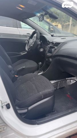 יונדאי אקסנט i25