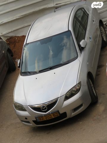 מודעת רכב מאזדה 3