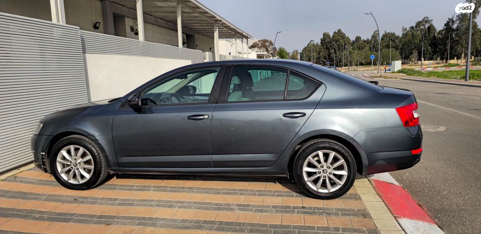 סקודה אוקטביה