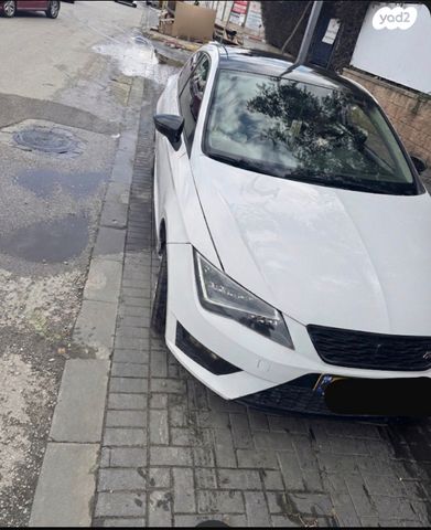 מודעת רכב סיאט לאון