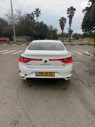 רנו מגאן
