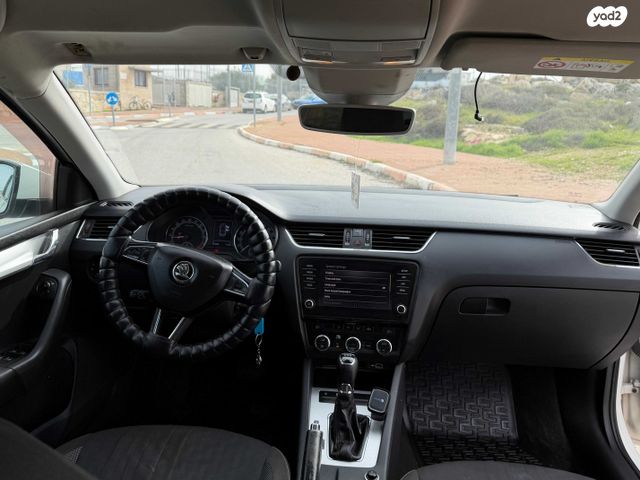 סקודה אוקטביה 