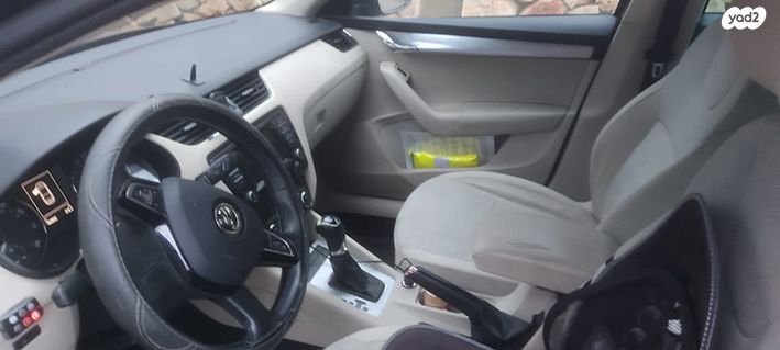 סקודה אוקטביה 