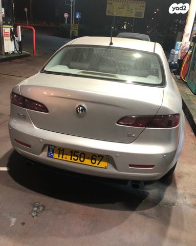 אלפא רומיאו 159