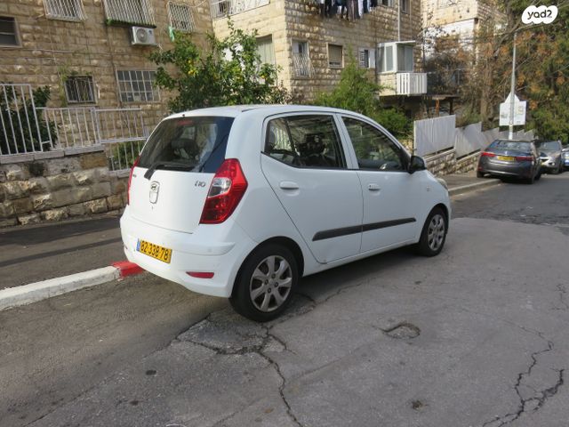 יונדאי i10