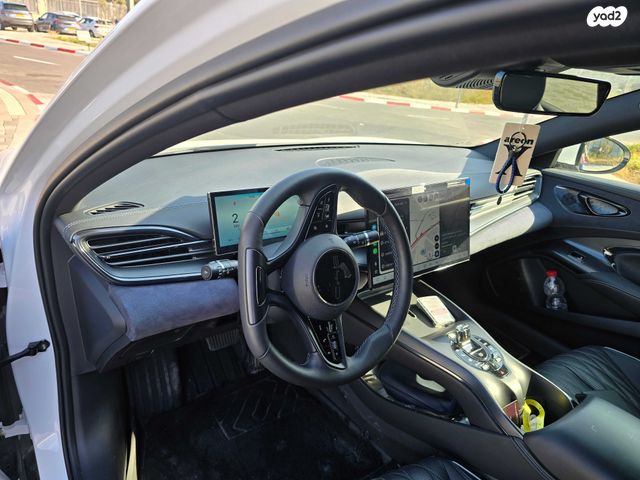 בי.ווי.די סיל