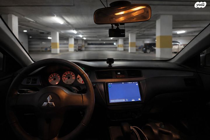 מודעת רכב מיצובישי לנסר