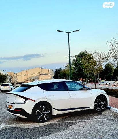 מודעת רכב קיה EV6