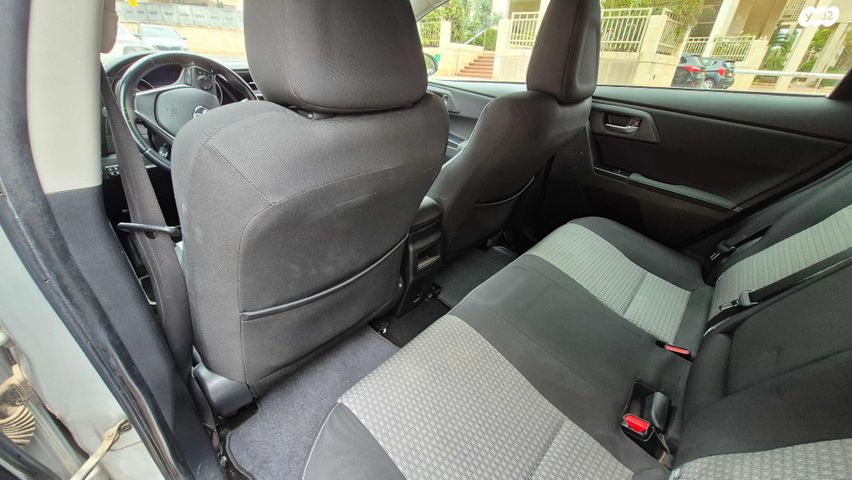 טויוטה אוריס