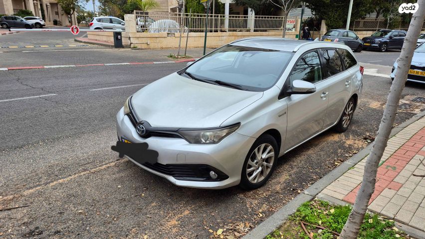מודעת רכב טויוטה אוריס