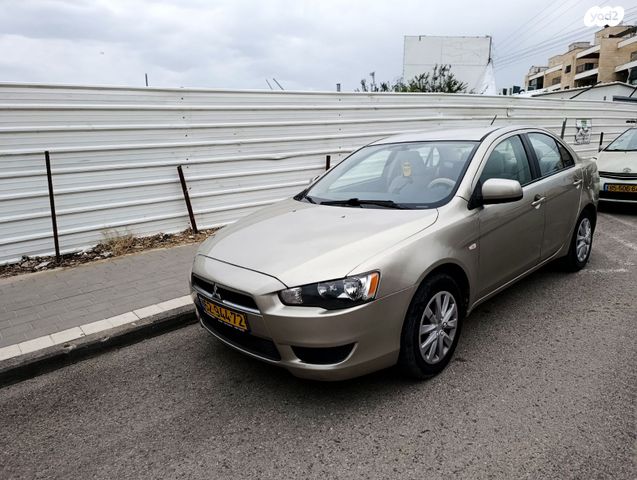 מודעת רכב מיצובישי לנסר