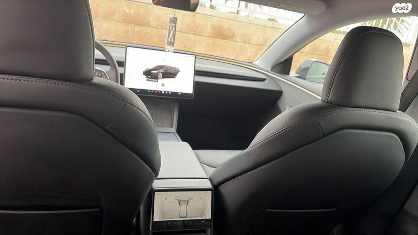 מודעת רכב טסלה מודל 3