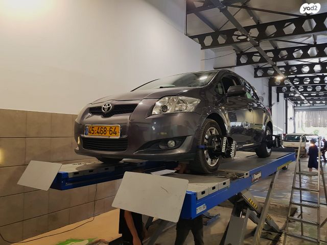 מודעת רכב טויוטה אוריס