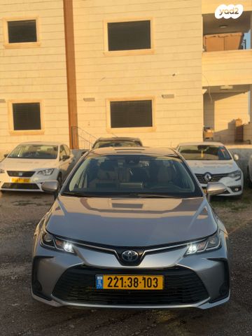 טויוטה קורולה