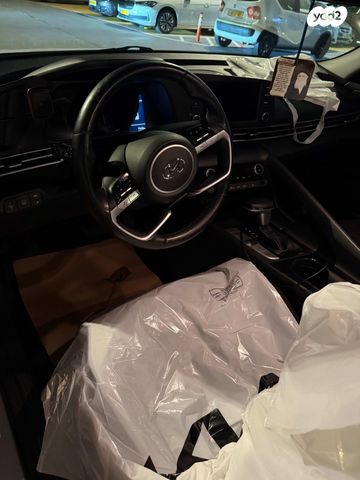 יונדאי אלנטרה