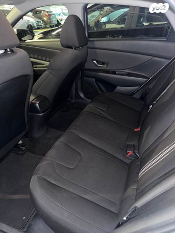 יונדאי אלנטרה