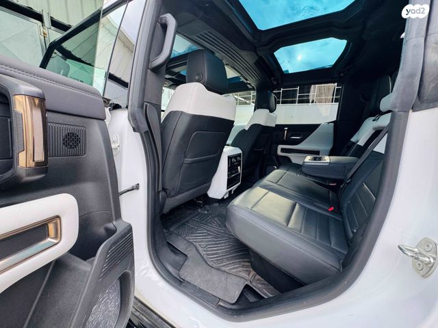 ג'י.אם.סי האמר EV