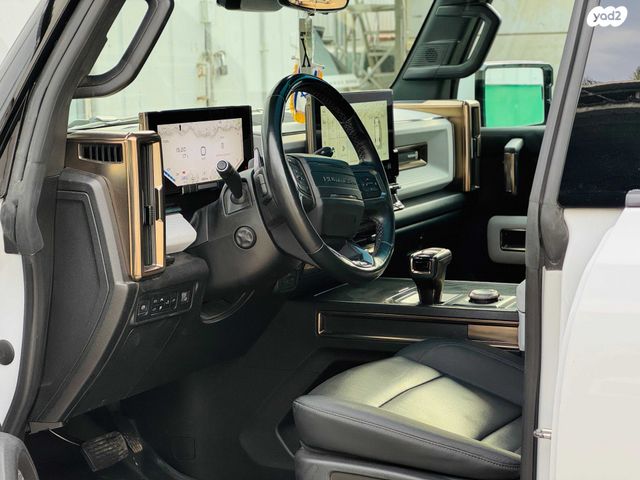 ג'י.אם.סי האמר EV