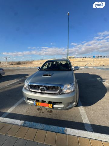 מודעת רכב טויוטה היילקס ויגו