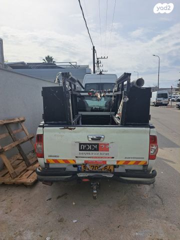 איסוזו די-מקס