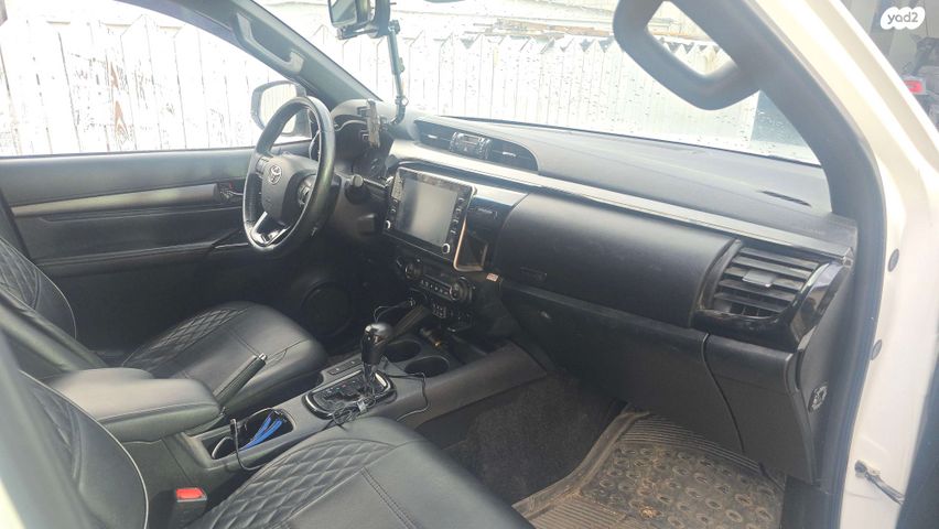 מודעת רכב טויוטה היילקס