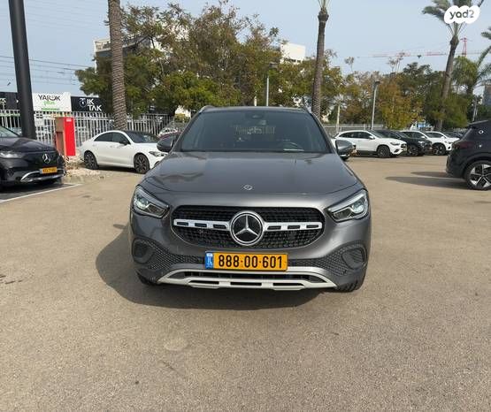 מודעת רכב מרצדס-בנץ GLA