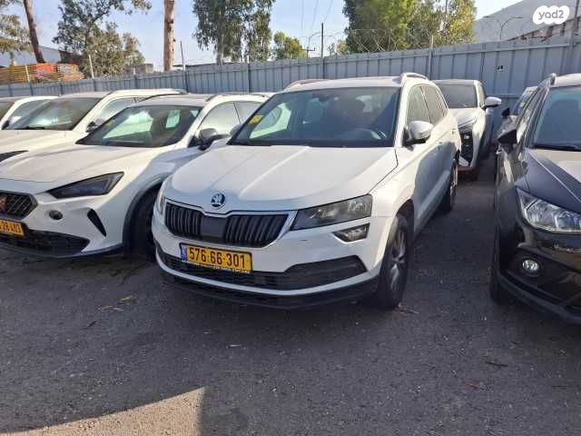 מודעת רכב סקודה קארוק