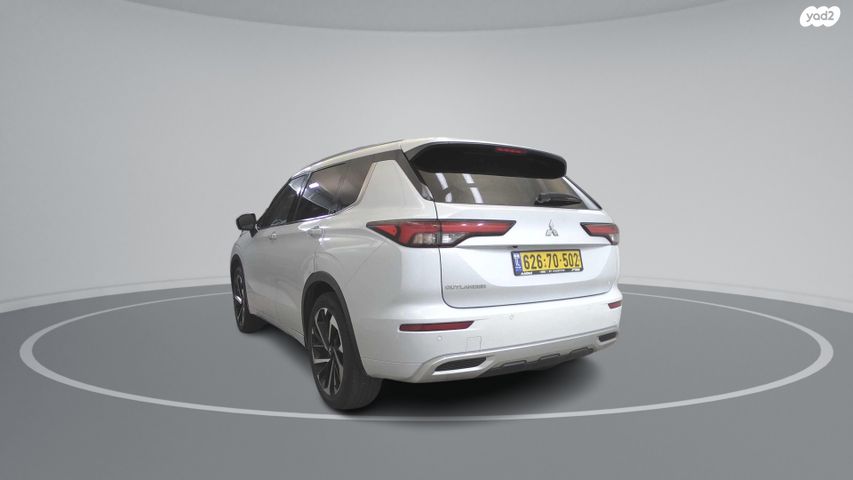 מיצובישי אאוטלנדר