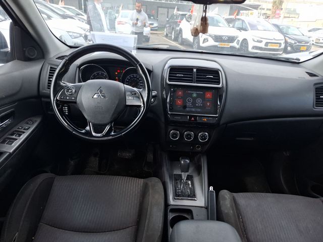 מיצובישי ASX