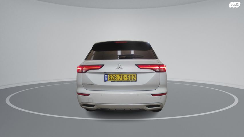 מיצובישי אאוטלנדר