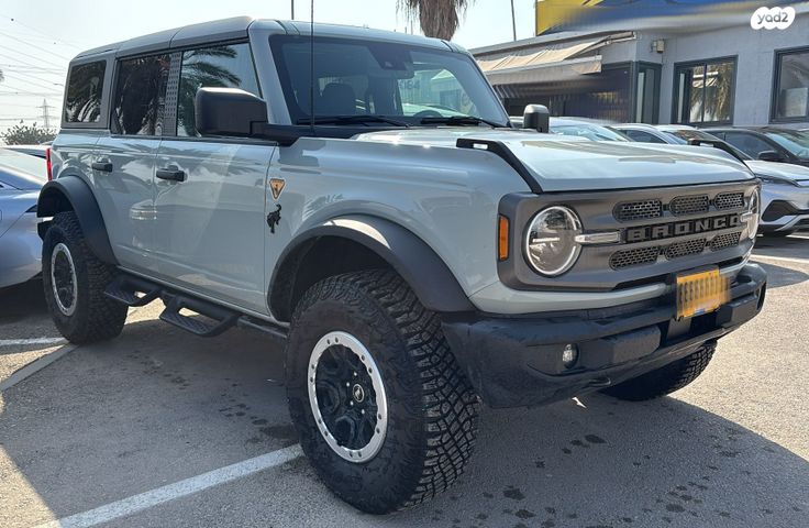 מודעת רכב פורד ברונקו 2