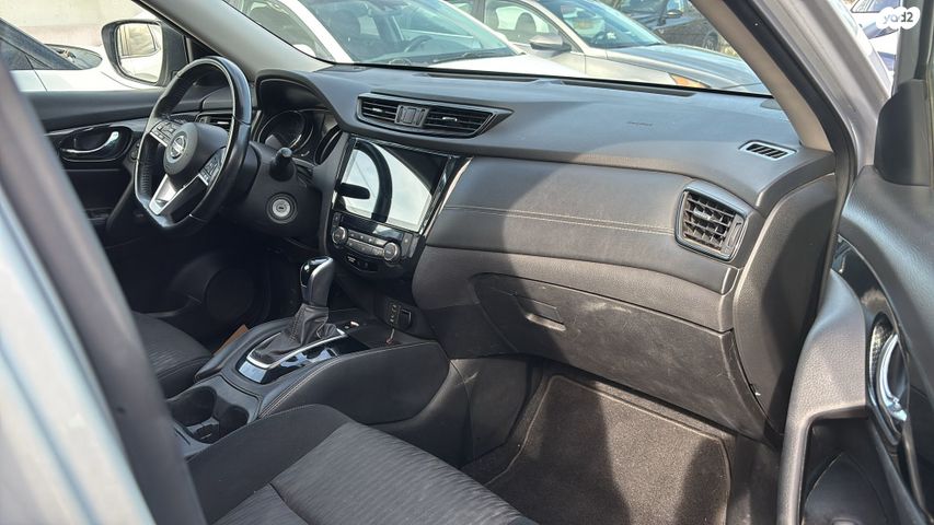 מודעת רכב ניסאן אקס טרייל 2