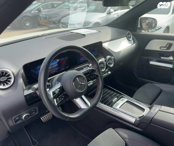 מרצדס-בנץ GLA