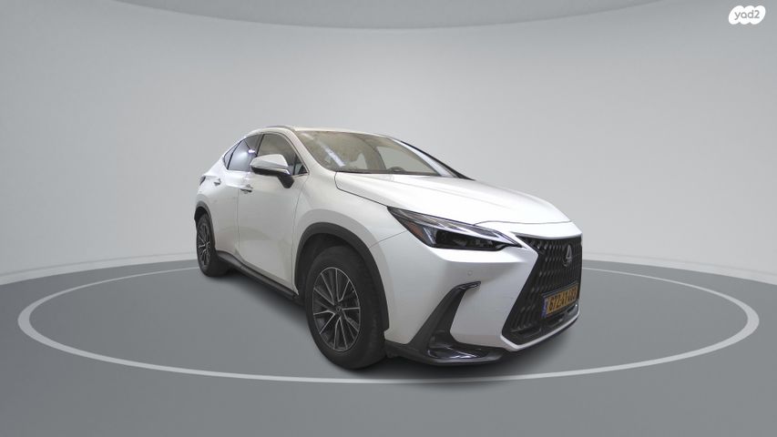 לקסוס NX