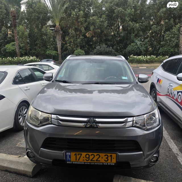 מיצובישי אאוטלנדר