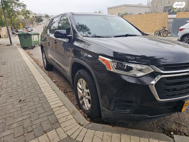 שברולט טראוורס