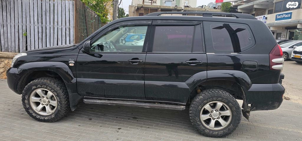 טויוטה לנד קרוזר