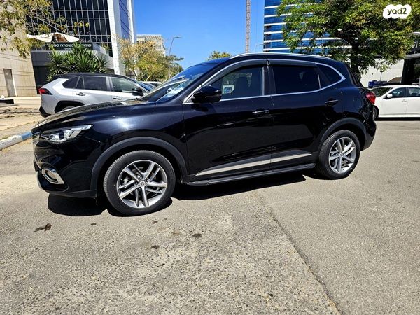 מודעת רכב אם ג'י EHS PHEV