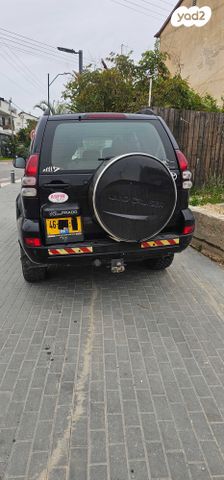 טויוטה לנד קרוזר