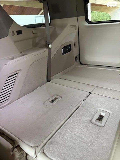 קאדילק אסקלייד