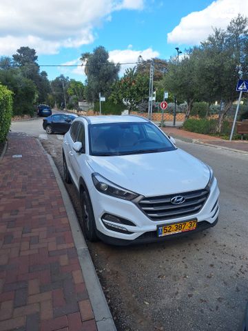 מודעת רכב יונדאי טוסון