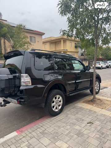 מיצובישי פג'רו